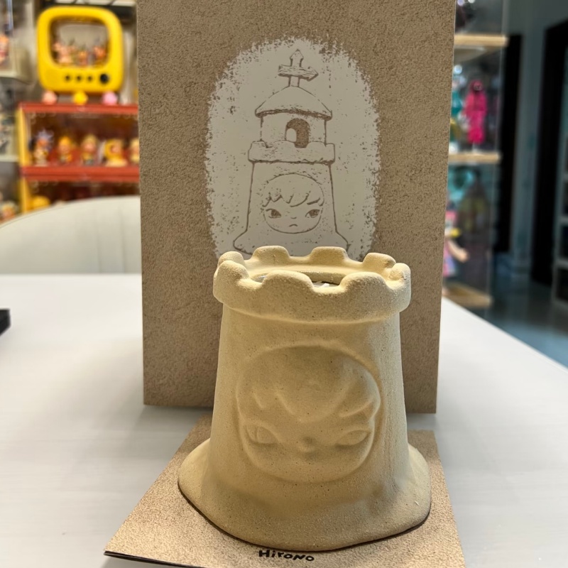 Pop Mart Hirono Sand Island Ar - огляд і ціна Candle Surprise